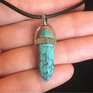 Faux Turquoise Pendant Point Necklace